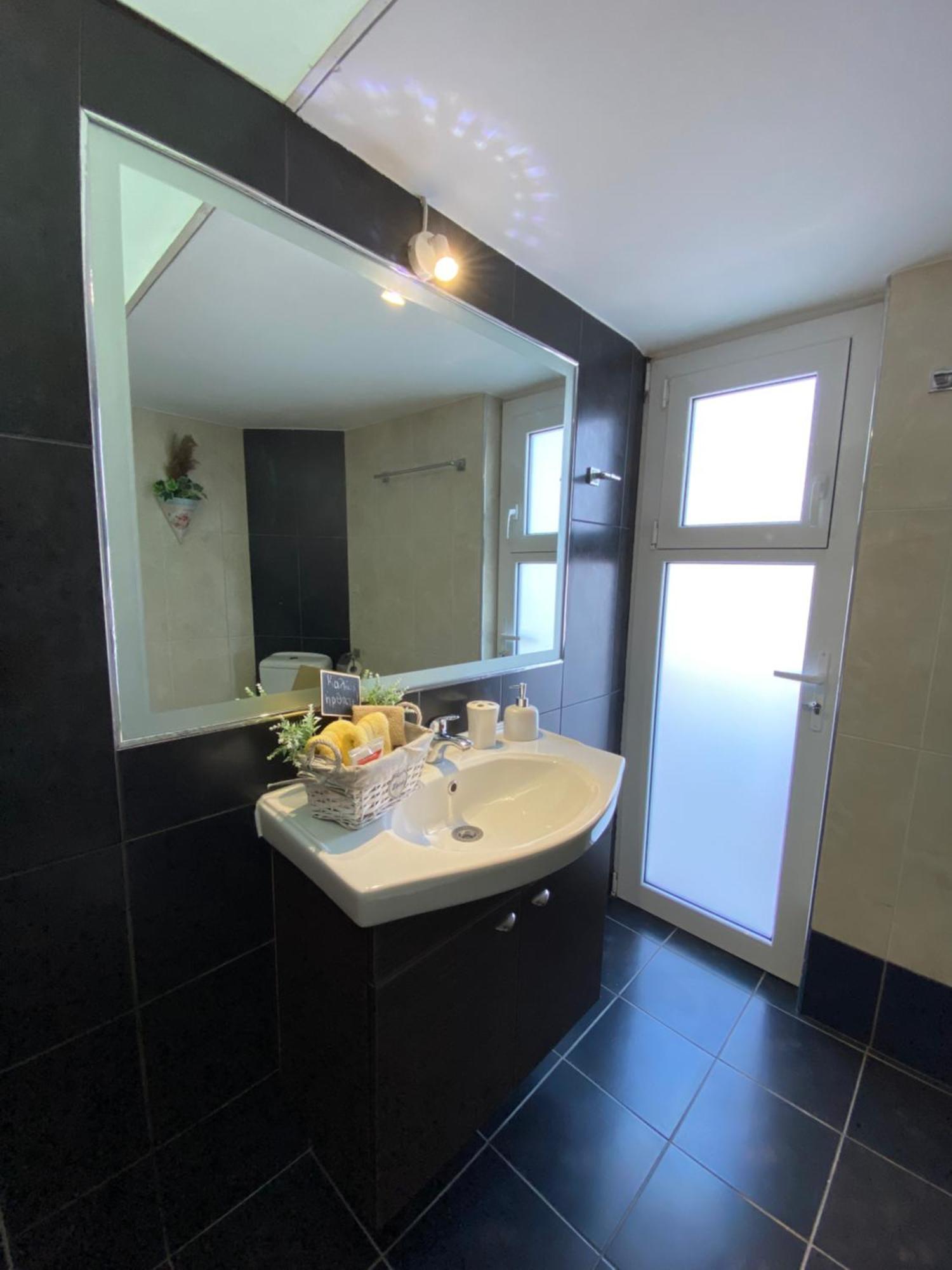 Family'S Home Trikala מראה חיצוני תמונה